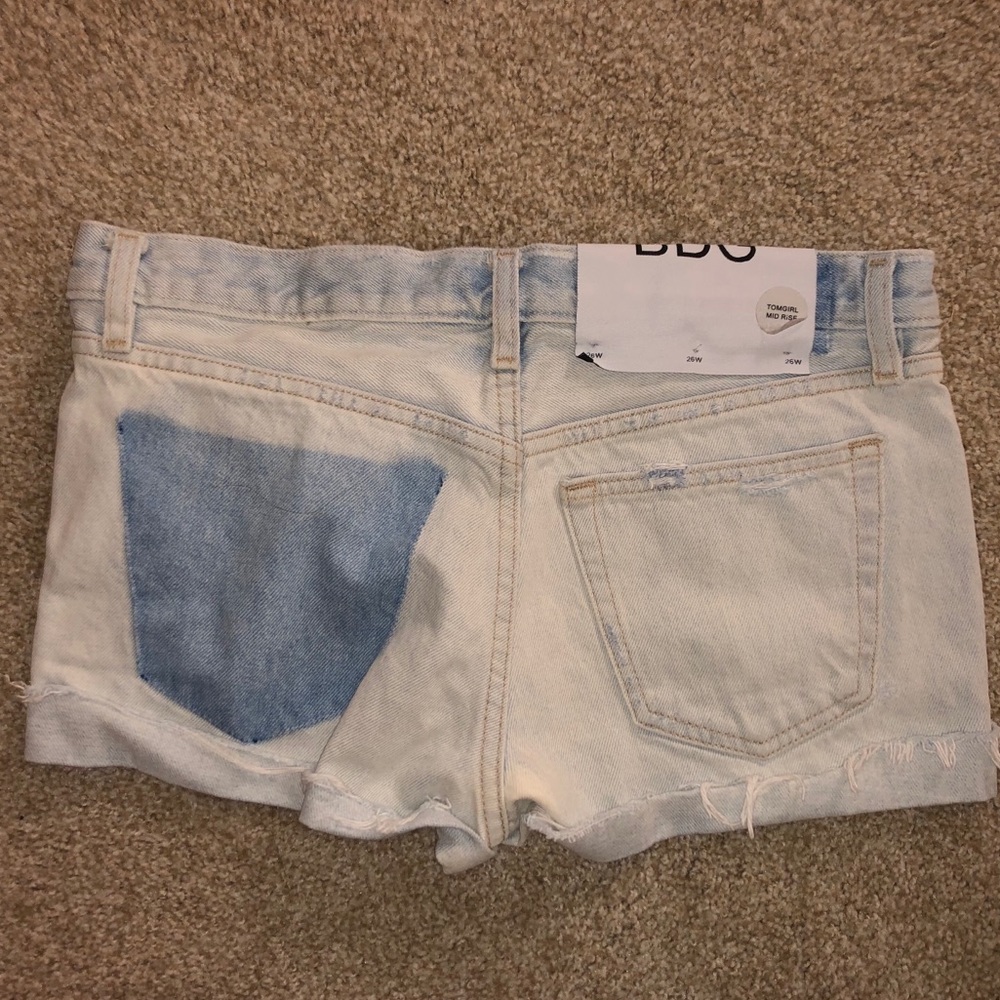 Brand New BDG Tomgirl Midrise Shorts - Picture 3 of 3